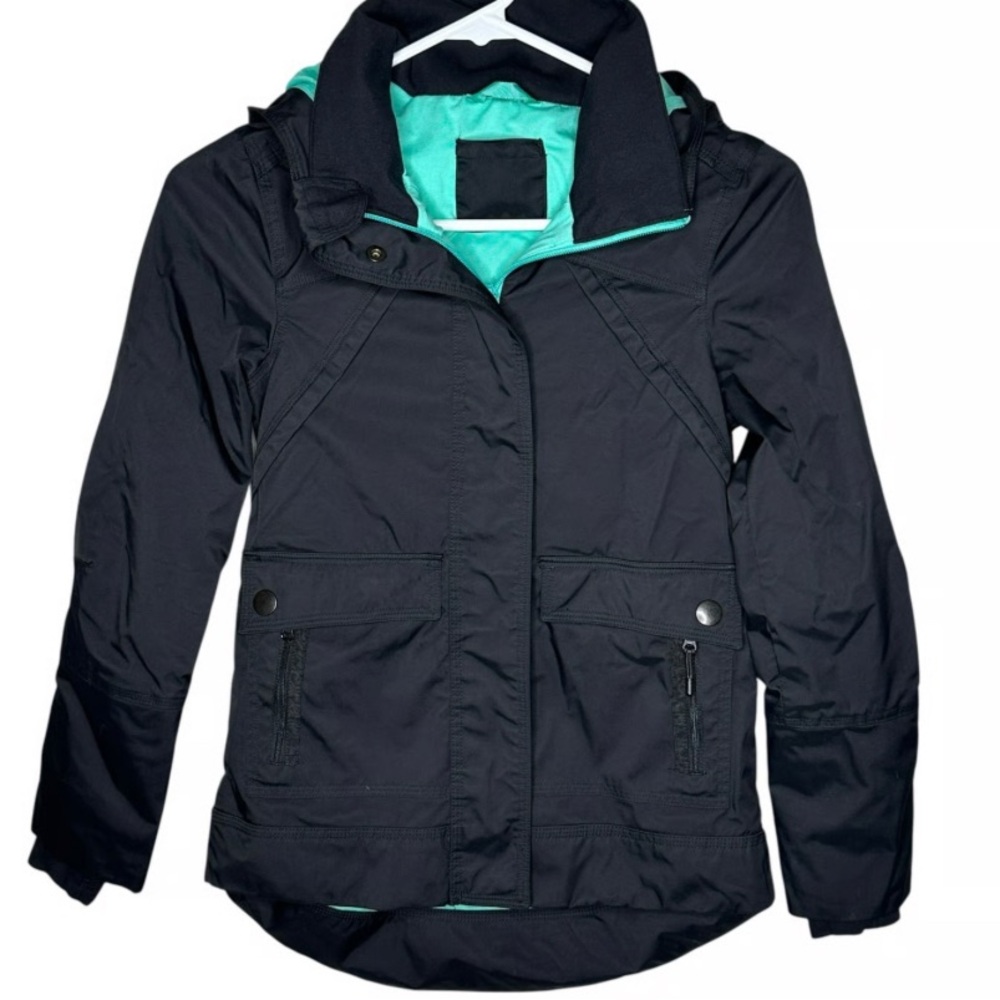 IVIVVA by LULULEMON girls size 7 black rain jacket